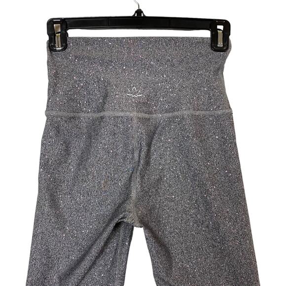 Beyond Yoga Ombré Shiny Mauve Speckle High Waisted Leggings Size Small - Picture 4 of 7